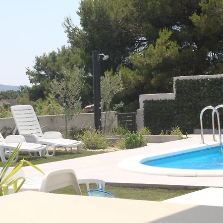 Villa Marta 3 Bedrooms, 2 Baths And Pool Kaštel Štafilić Exteriör bild
